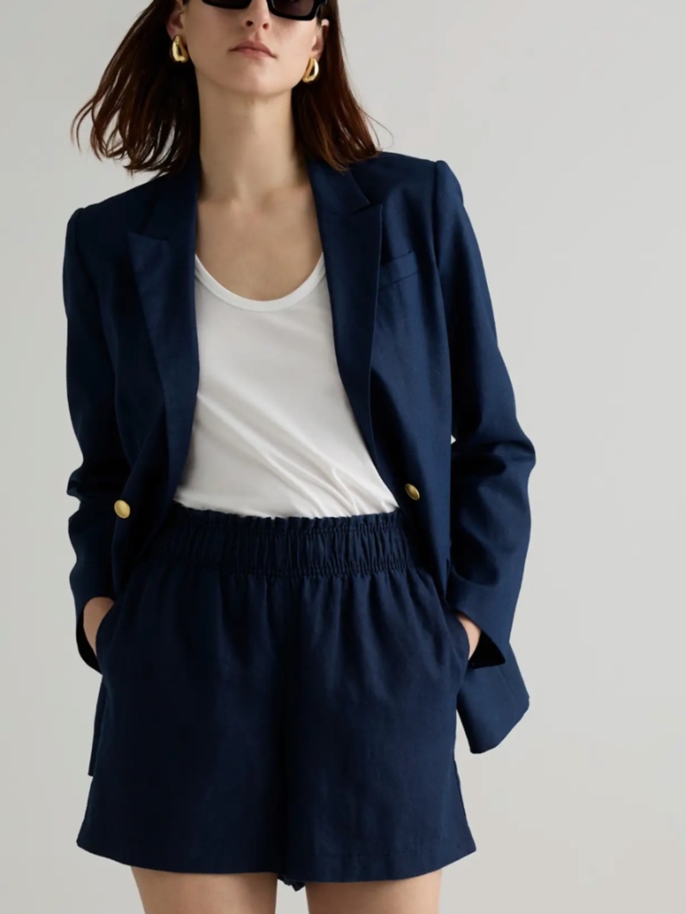 Quince | Easy Pull On 100% European Linen High Waisted Shorts Navy Small